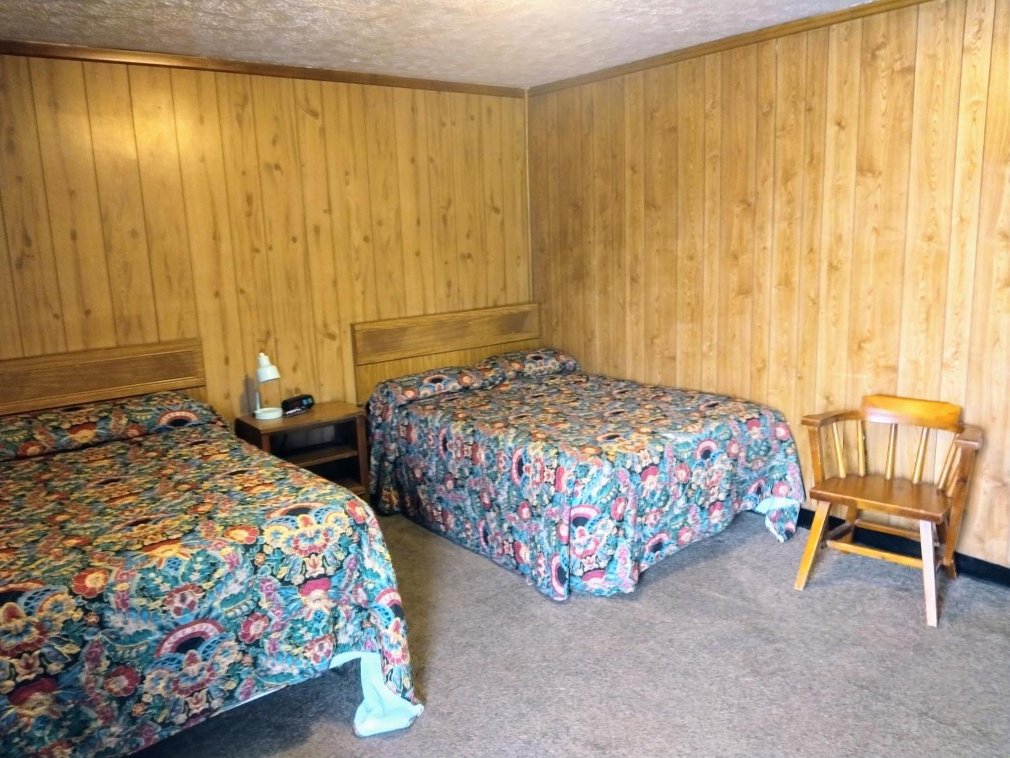 Davis Motel North Lima Exteriör bild